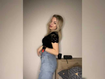 miahollis webcam model stream image