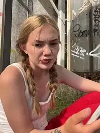 AnieMiller webcam model stream image