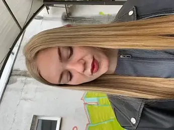 AnieMiller webcam stripchat model stream image