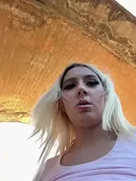 hotamanda01 webcam model stream image