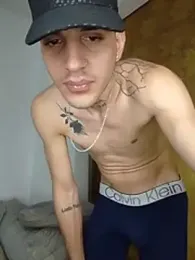 MaxHornyLatin webcam stripchat model stream image