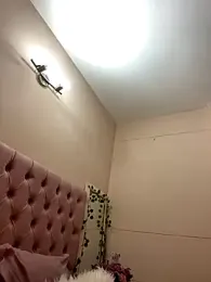 ItsLeyaa webcam model stream image