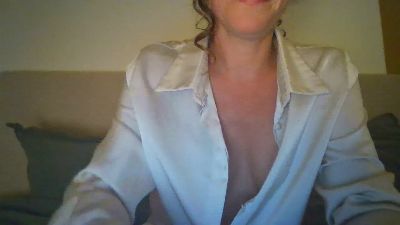 Jolie_Chaude_29 webcam model stream image