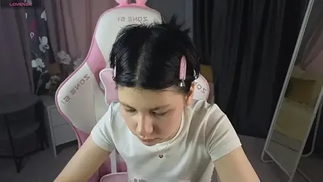 ElliColdwell webcam model stream image