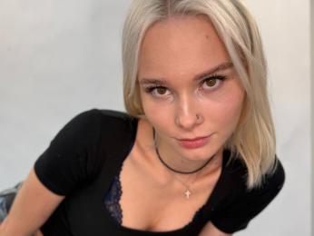 VeronaDarakjy webcam model stream image