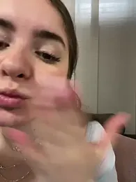 imlindapink webcam model stream image