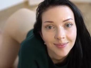 my__stella webcam model stream image