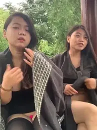 yaoyao-30 webcam model stream image