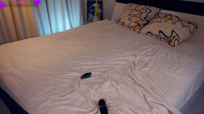 PollyBrow webcam model stream image