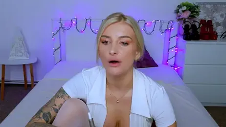 Lia_Benini webcam model stream image