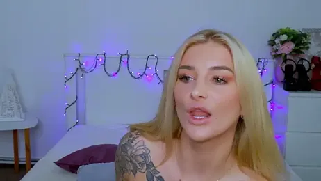 Lia_Benini webcam model stream image