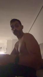 Elvikingo85 webcam cam4 model stream image