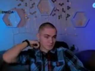 thomas-crow webcam camsoda model stream image