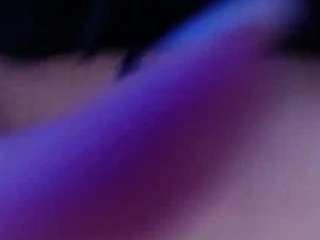 luna-medel webcam model stream image