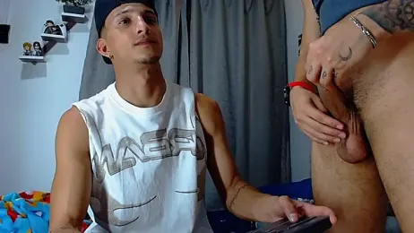 Friendsofeverything_ webcam model stream image