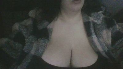 illegalee webcam cam4 model stream image