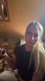 Mimi__21 webcam model stream image