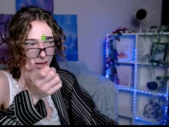 kevi_sunn webcam chaturbate model stream image