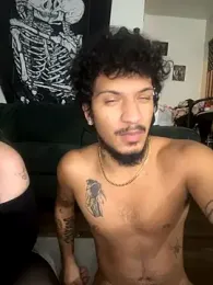 Starryluvvy23 webcam stripchat model stream image