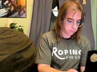 linzy19 webcam model stream image