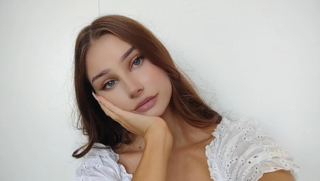 EmilyActive webcam model stream image