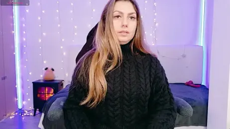 LindaWhite_ webcam model stream image