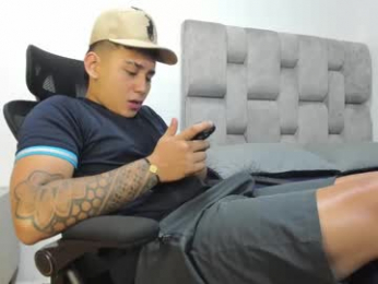 hector_18_ webcam model stream image