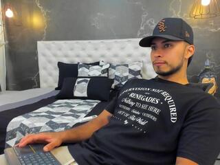 Brandon Flex webcam model stream image