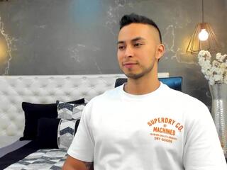 Brandon Flex webcam model stream image