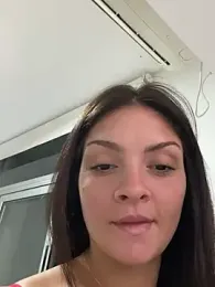 Danielaeliana webcam model stream image