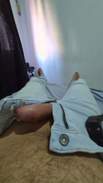Hellishcr webcam model stream image
