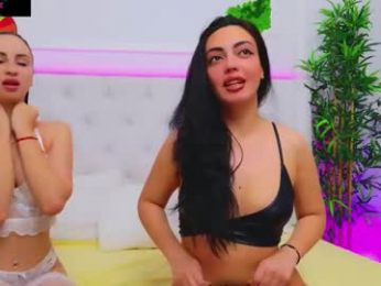 moon_raisaa webcam model stream image