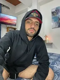 jamess_0 webcam model stream image