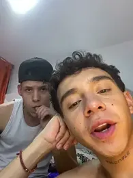 yoskingg webcam model stream image