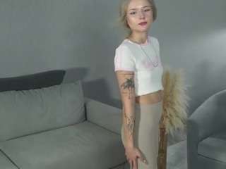 udelebales webcam model stream image