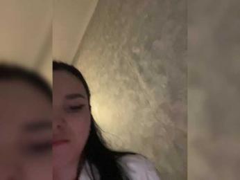 OnVaLa_chambre webcam model stream image