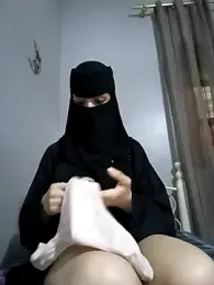 Milan-88 webcam model stream image