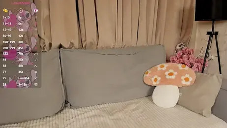 OdetteHarwick webcam model stream image