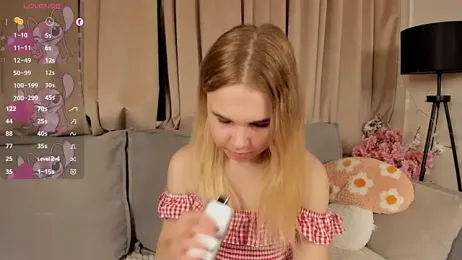 OdetteHarwick webcam model stream image