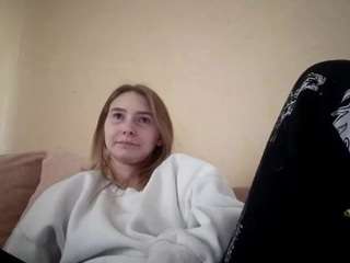 luciennebronaugh webcam model stream image