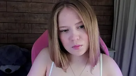 SelinSwarovski webcam stripchat model stream image