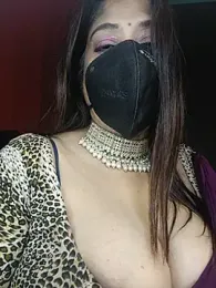 Aanshi22 webcam preview