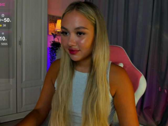 -Lanvin- webcam bongacams model stream image