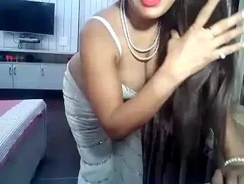 yourradhika webcam model stream image