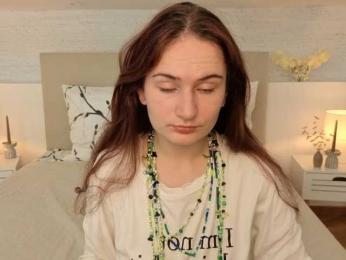 Natural-Mary webcam model stream image