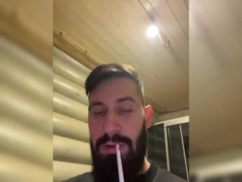 VladIVagina webcam model stream image