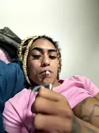 Nella_Dolls webcam stripchat model stream image