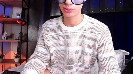 NovaaWheler webcam stripchat model stream image