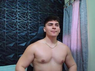 Camiilo Lopez webcam model stream image