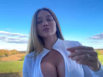 marindasembler webcam model stream image